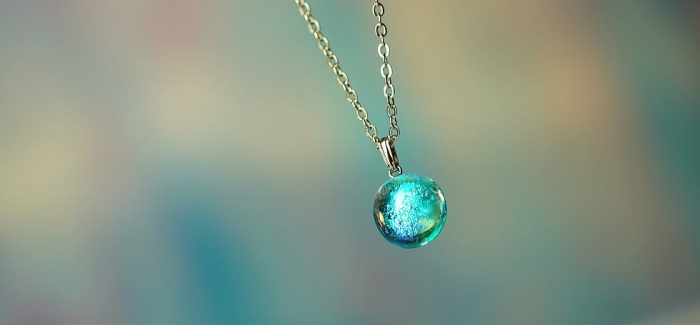 Dichroic planet width circle ～ Aqua ～ ベースの『Dichroic planet width circle』の色合いをアクアブルーに変更してお作りした、内部のダイ…