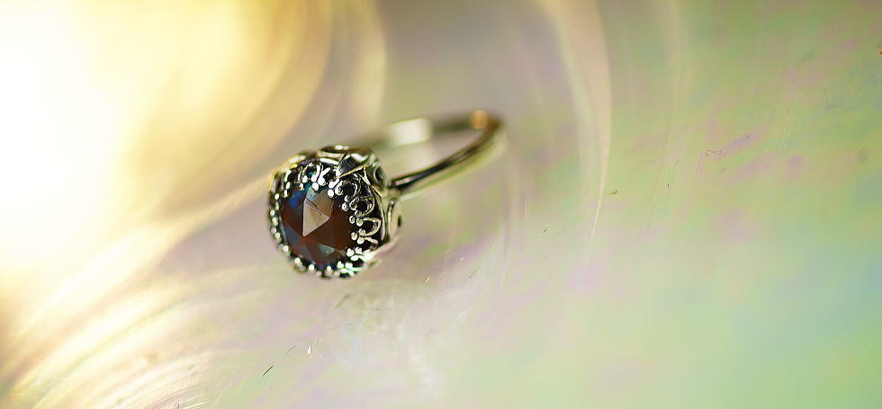 Antique lily ring