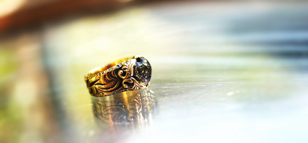 Antique noble heart ring