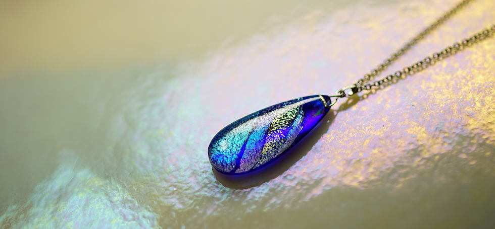 DICHROIC AURORA WAVE