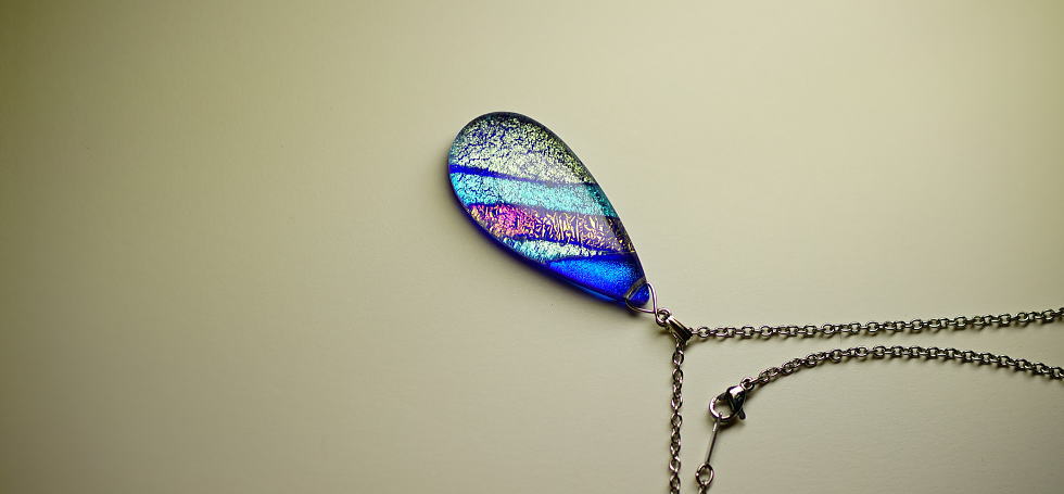 DICHROIC AURORA WAVE